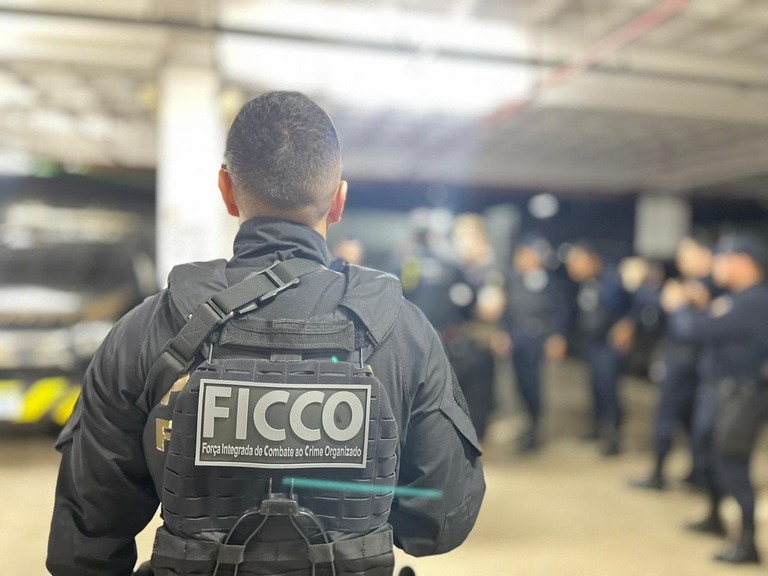 'Megaoperação' da PF desmantela grupo que fornecia armas para guerra entre facções no RN