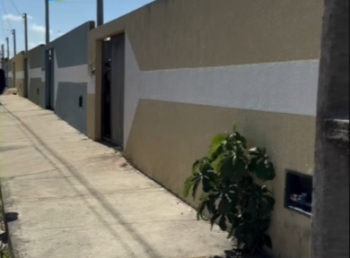 [VÍDEO] GRAVE: Homem morre após ser atacado por pitbull enquanto fazia limpeza em residência na Grande Natal