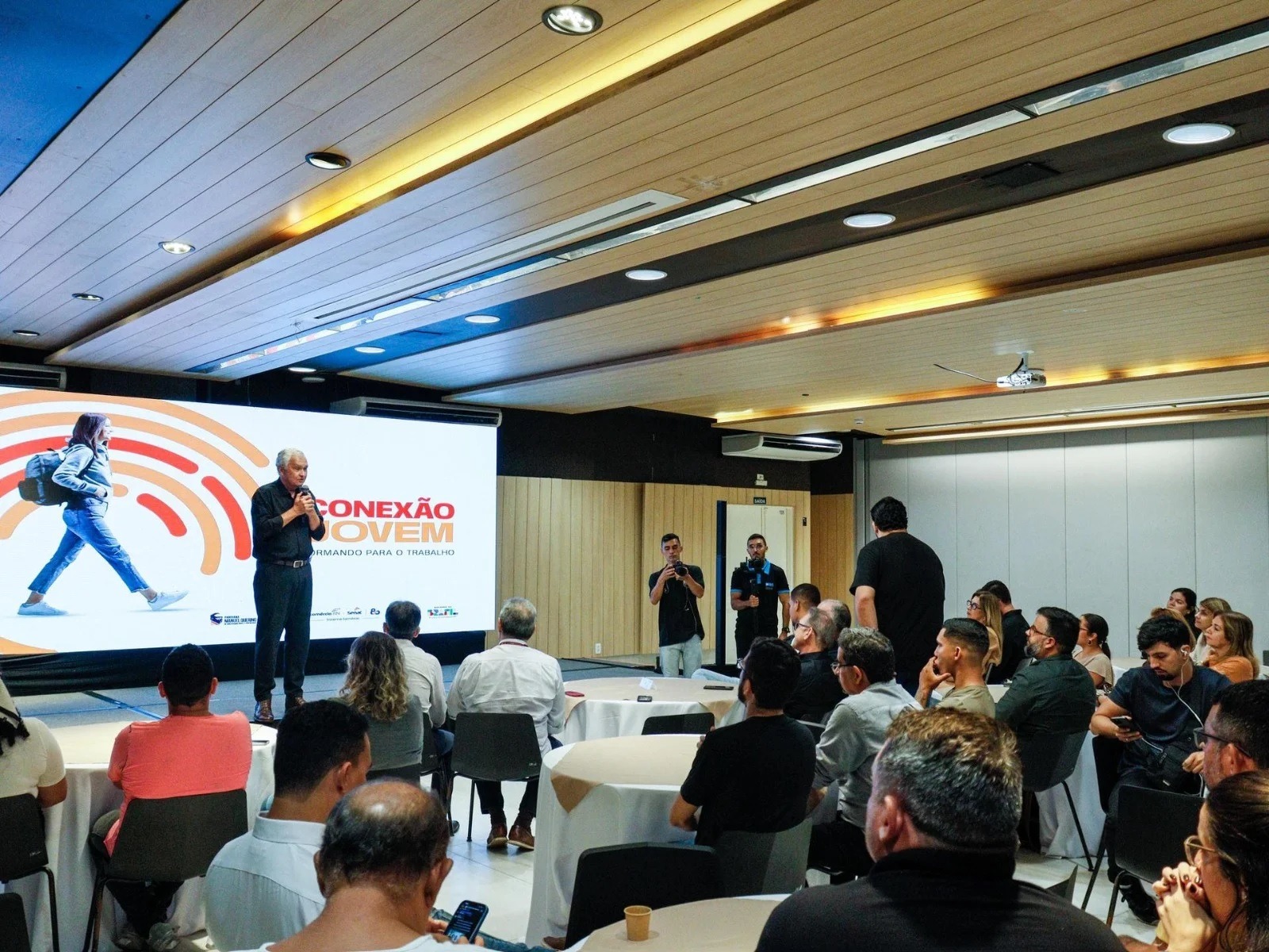 Fecomércio abre 118 vagas para curso gratuito de qualificação profissional