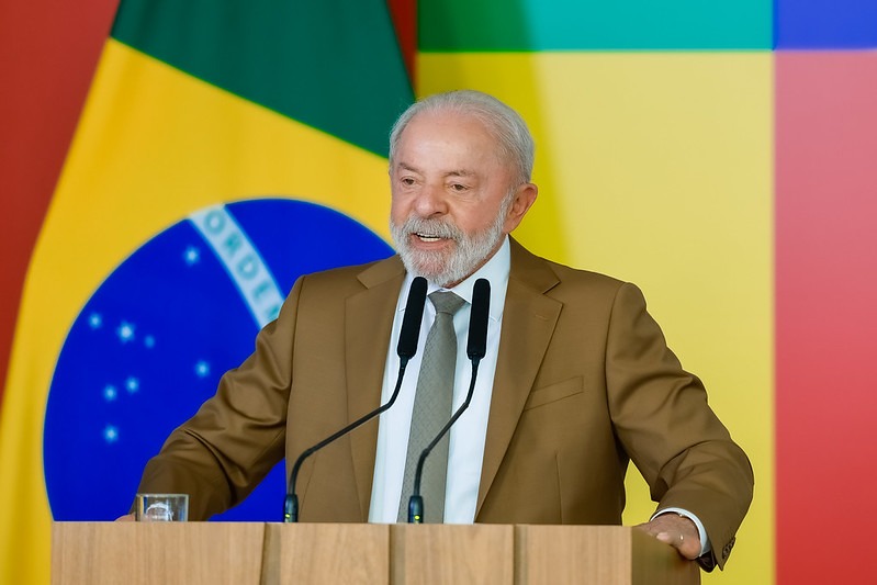 “Gasolina tá cara? Ande”, diz Lula sobre preço do combustível