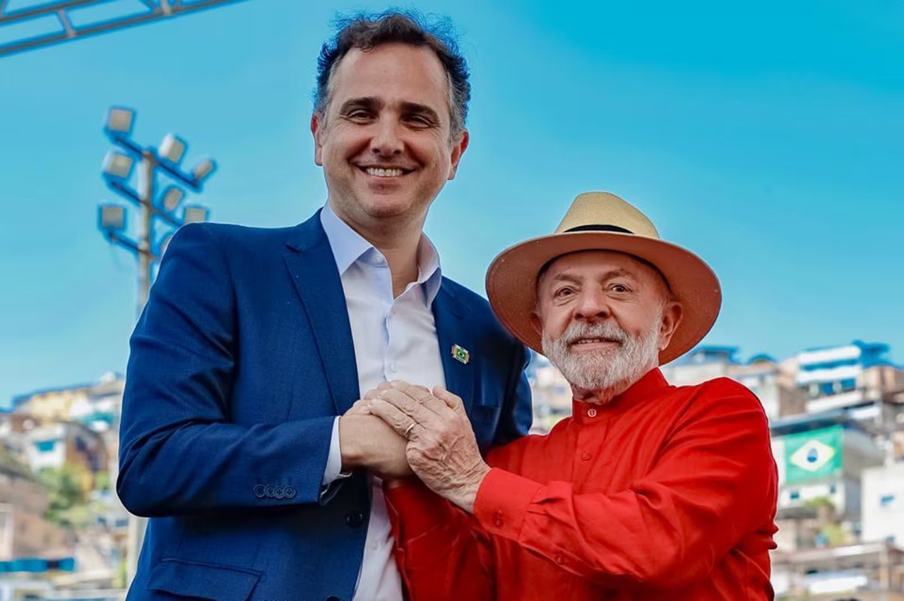 Pacheco chama Lula de “maior democrata da história”