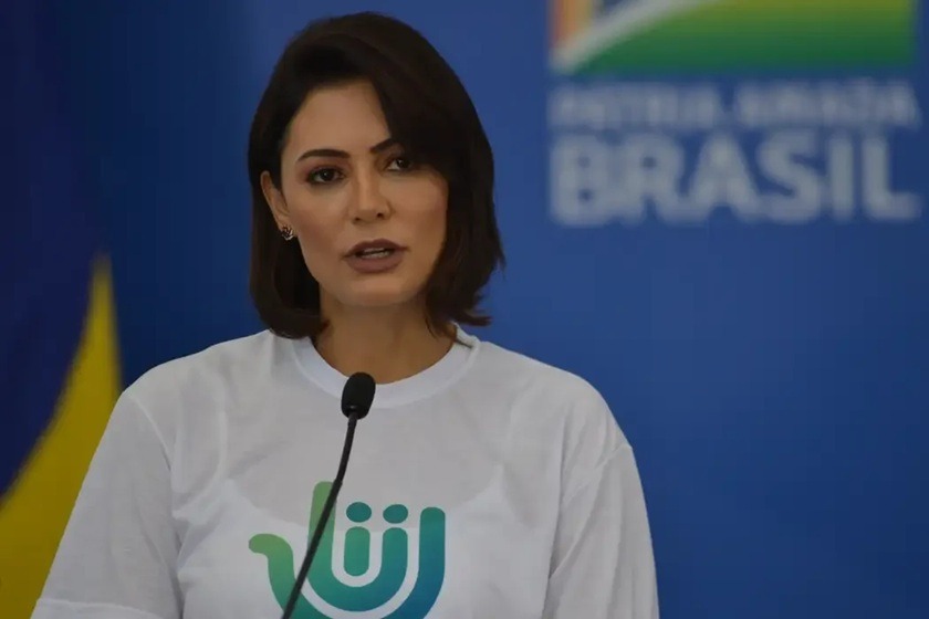 Michelle tratará com Moraes sobre prisão domiciliar a Bolsonaro
