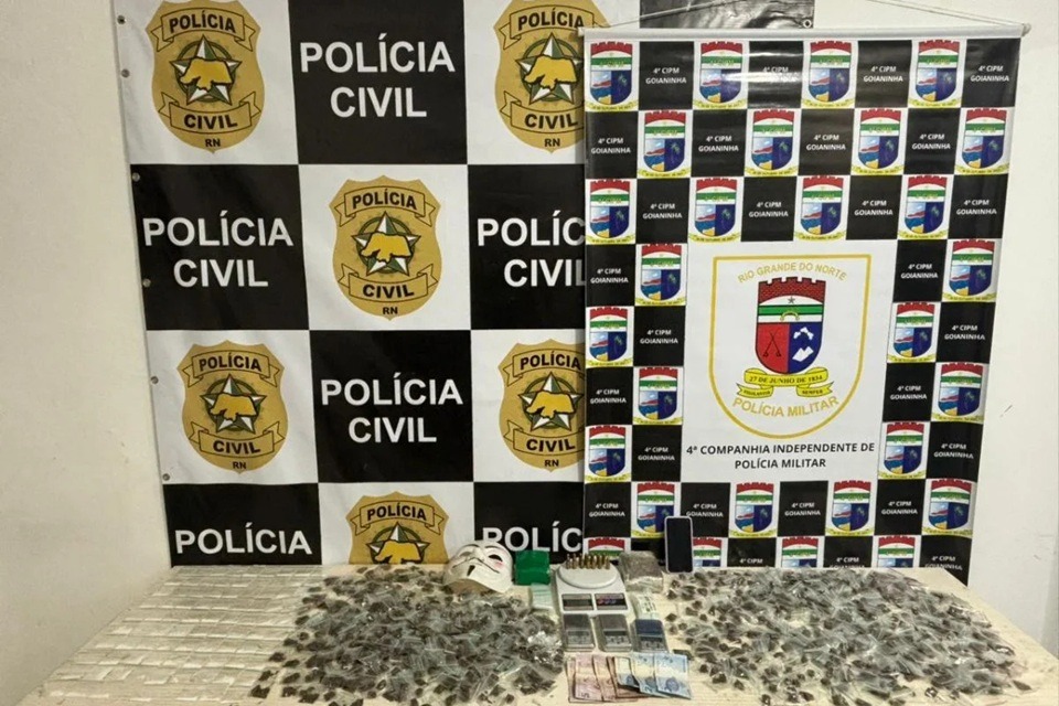 Polícia prende mulher e apreende adolescente com mais de mil porções de drogas em Pipa