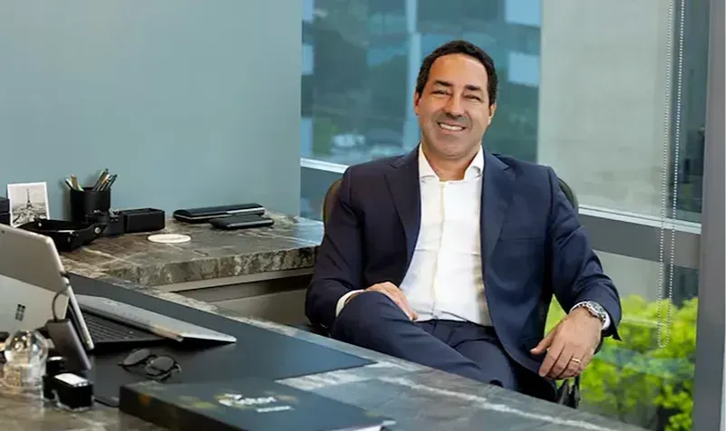Justiça quebra sigilo e bloqueia até R$ 47 milhões de CEO da Fictor