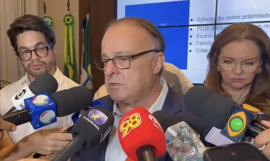 Prefeito diz que edital de licitação do transporte público deve sair em 20 dias e explica pacote após nova tarifa