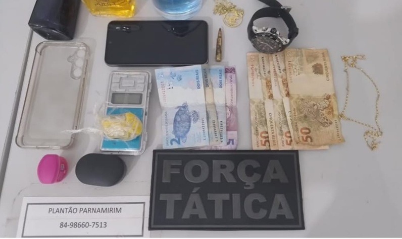 Foragido da Justiça é capturado com drogas, dinheiro e munição de fuzil em Parnamirim
