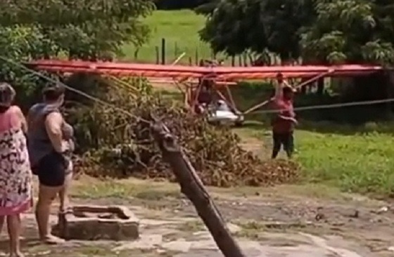 VÍDEO: ultraleve faz pouso de emergência em área rural do RN