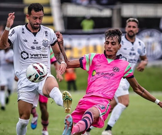 Laguna estreia com empate na Série D
