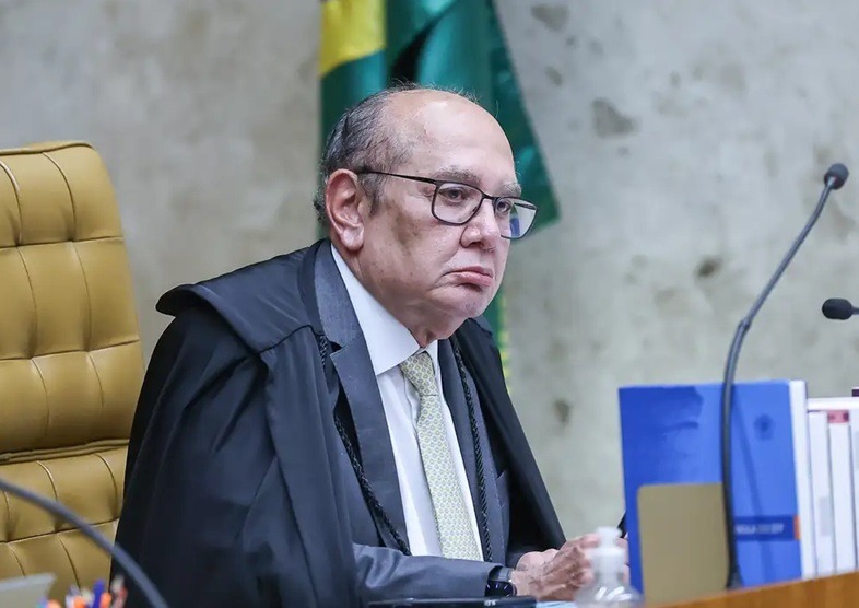 Gilmar Mendes pegou carona em avião da empresa de Vorcaro após posse do irmão