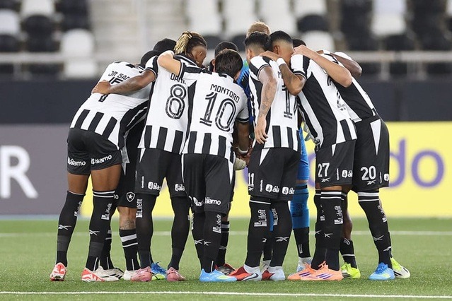 Na estreia do novo técnico, Botafogo empata com Caracas pela Sul-Americana