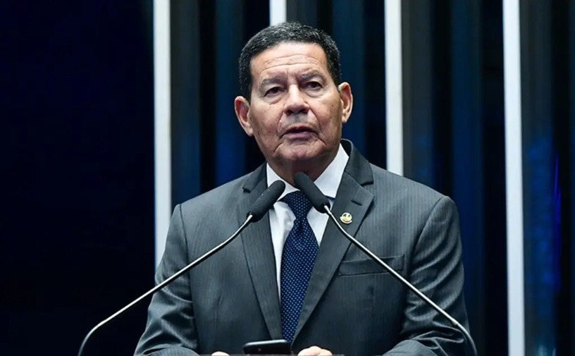 Senador critica Messias ao STF: ‘Tem uma militância política em favor do PT’