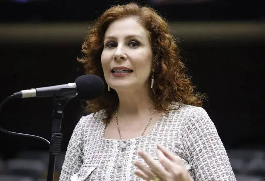 Justiça italiana volta a autorizar extradição de Carla Zambelli