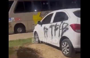 [VÍDEO] Caos antes de América x Fortaleza tem explosões e briga de torcidas em João Pessoa