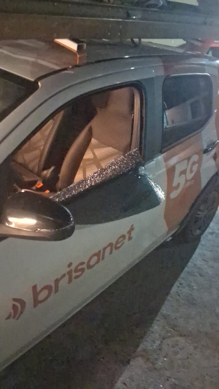 Empresa suspende atendimentos em bairros de Natal após ameaças e veículo atingido por disparos