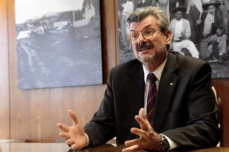 Ministro do STJ afastado acusado de assédio segue com salário de R$ 100 mil