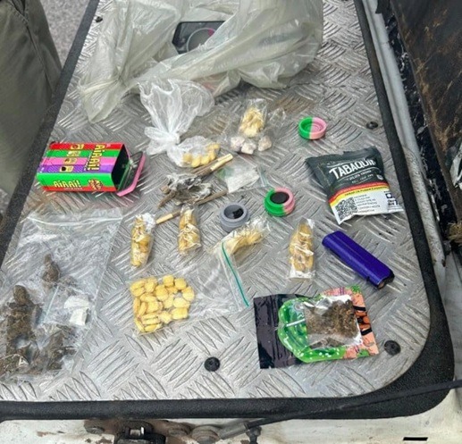 Drogas são apreendidas em ônibus com destino a festa eletrônica na Grande Natal