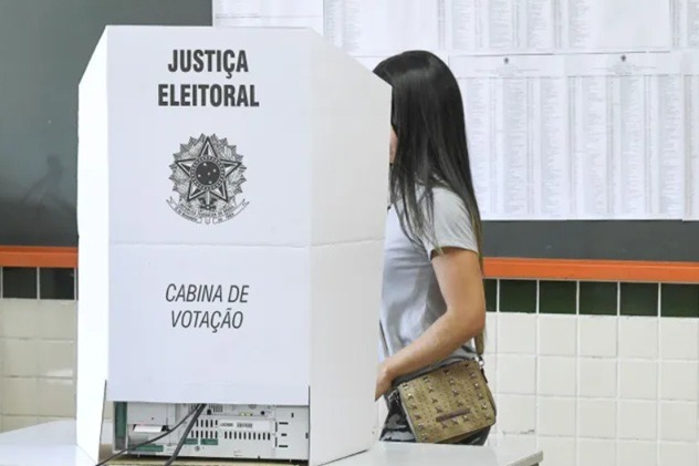 Um em cada cinco eleitores brasileiros já foi alvo de tentativa de compra de voto, diz pesquisa