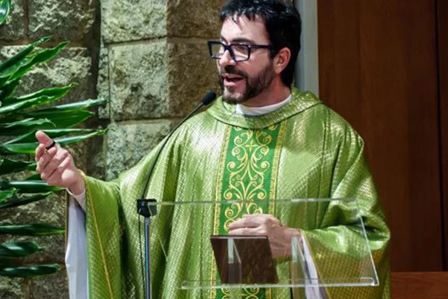 Padre Fábio de Melo fala sobre sexualidade e surpreende ao revelar visão sobre celibato