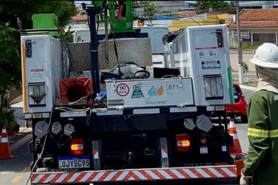 Neoenergia Cosern anuncia desligamentos programados em bairros de Natal, Parnamirim, Nova Cruz e Apodi; confira