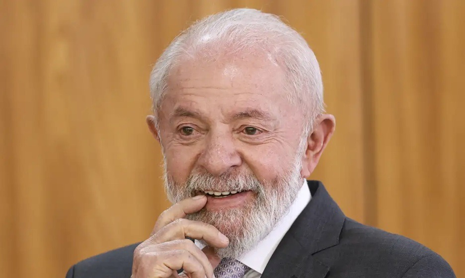 VÍDEO: Lula defende "varanda do pum" para imóveis do Minha Casa, Minha Vida