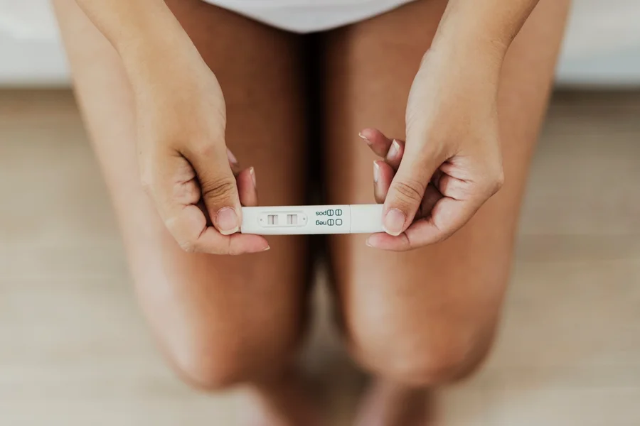 Métodos contraceptivos naturais funcionam? Entenda os riscos e limitações