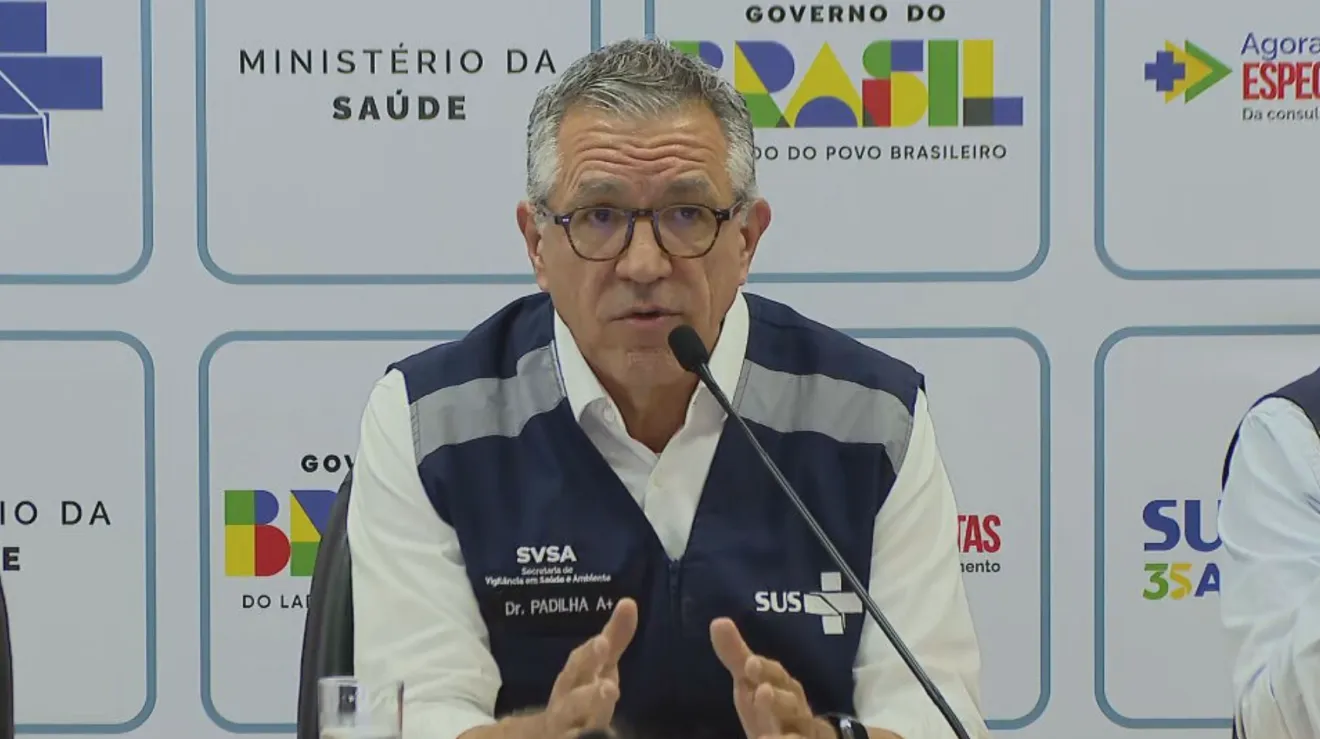 Suspensão de vacina: Diretor do Butantan defende rigor em investigação