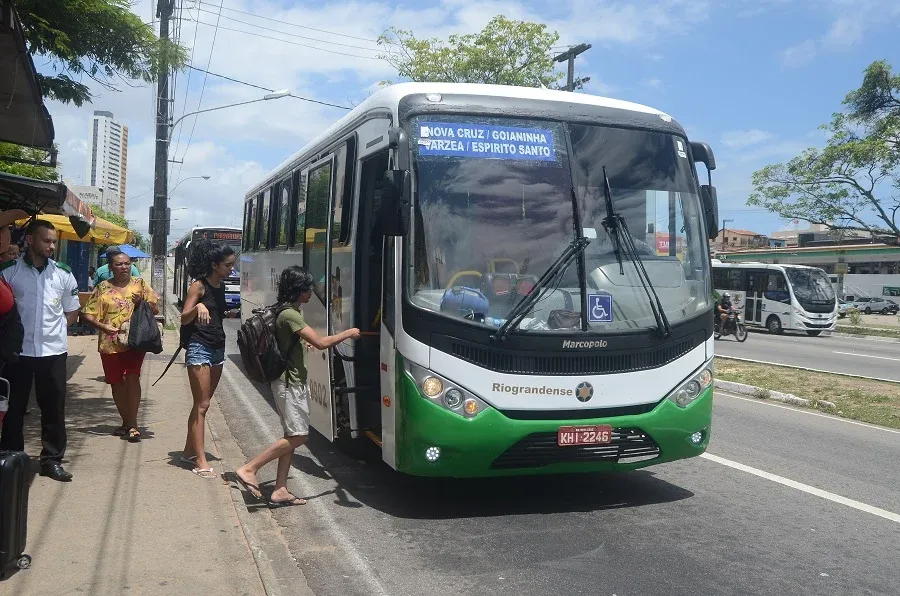 Edital de greve dos ônibus intermunicipais é publicado com destaque para linhas que não serão afetadas