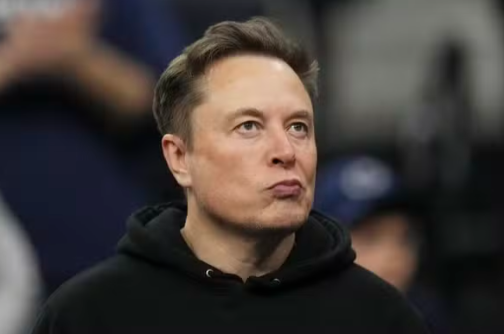 Elon Musk vira o primeiro trilionário da história da humanidade