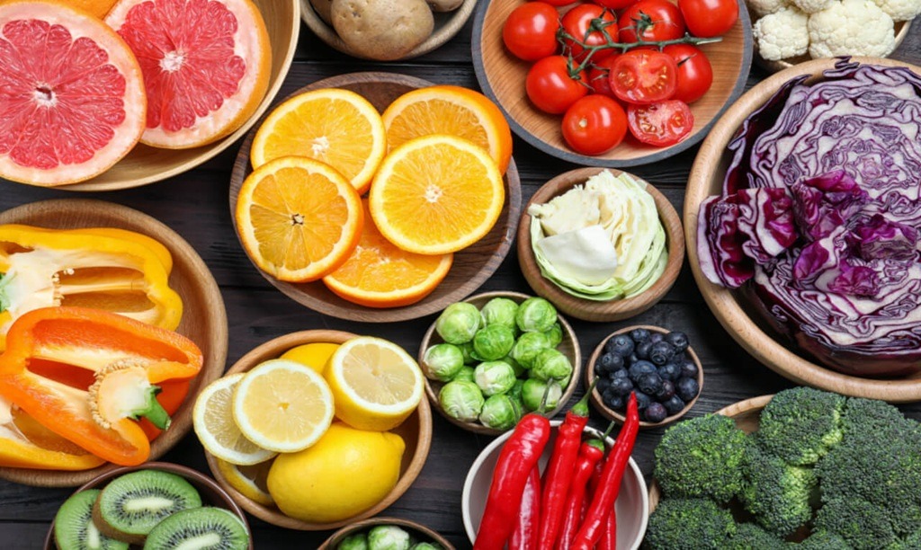 13 alimentos ricos em vitamina C para sua imunidade ficar nas alturas