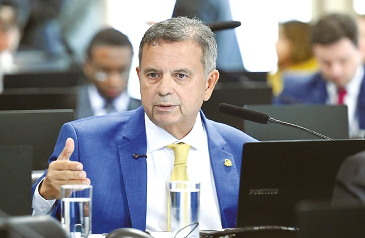 [VÍDEO] Ainda em 2025, Rogério Marinho pediu investigação sobre possível envolvimento do PT da Bahia com o Banco Master e...