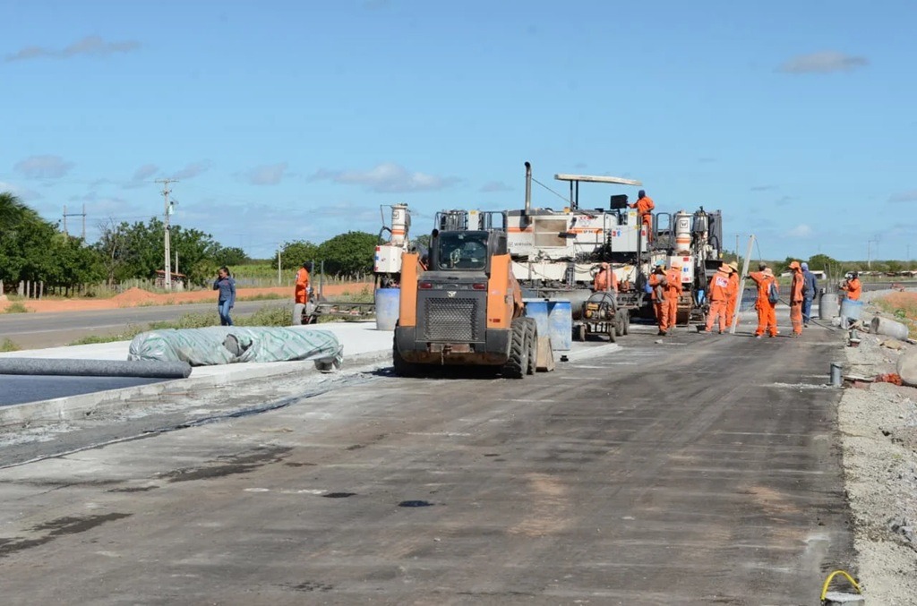 Duplicação da BR-304 avança com início do pavimento definitivo