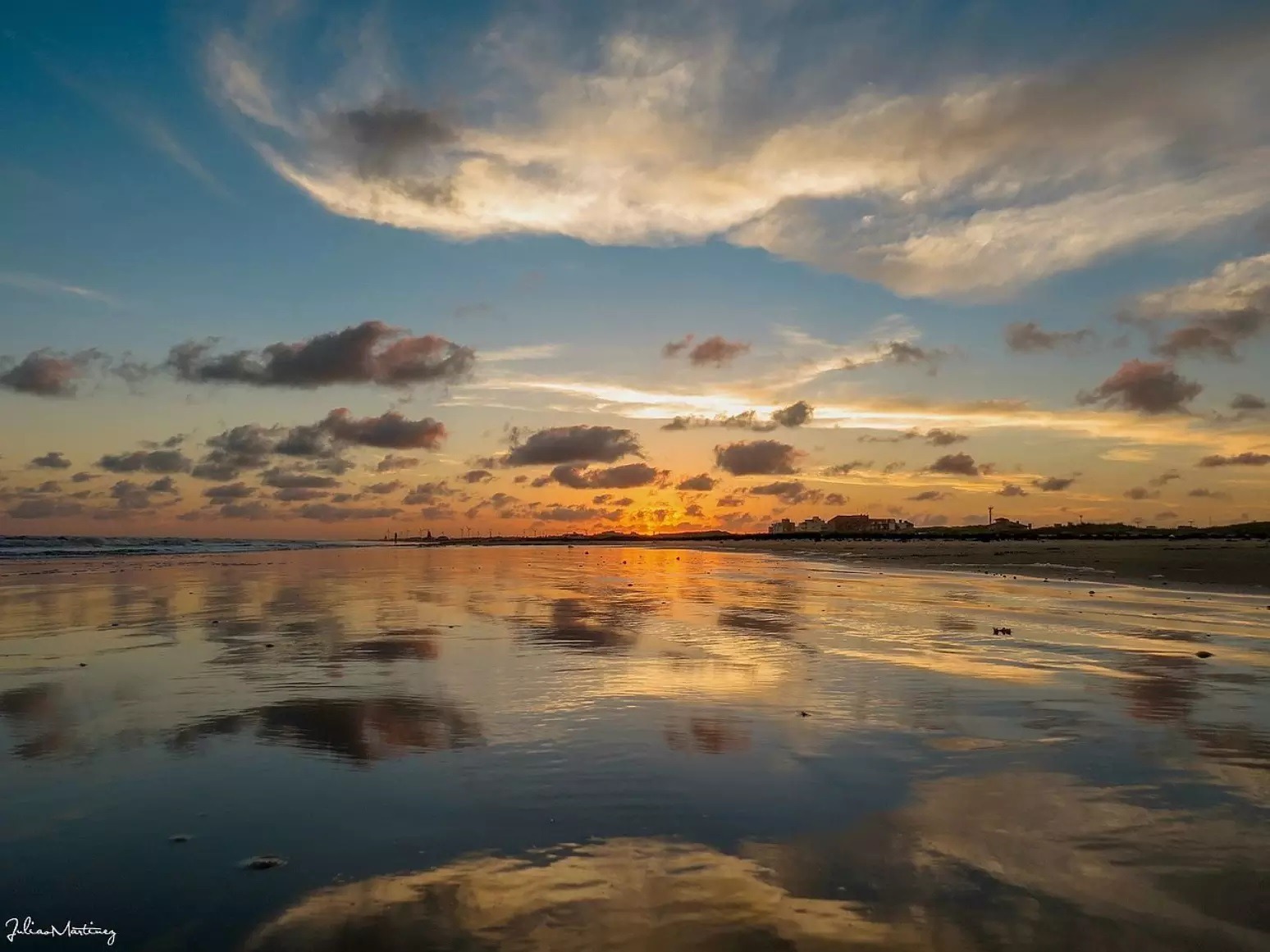 A praia brasileira que virou recorde mundial e atrai curiosos de todos os lugares; veja onde fica