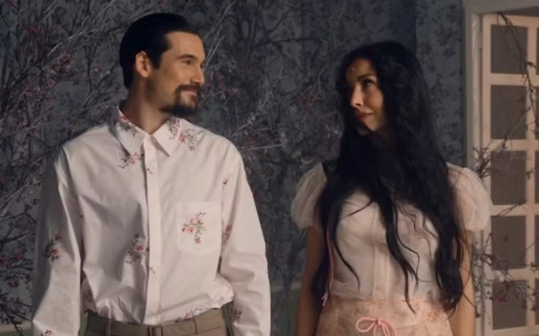 Sabrina Sato e Nicolas Prattes anunciam gravidez do primeiro filho: 'Nosso amor floresceu'