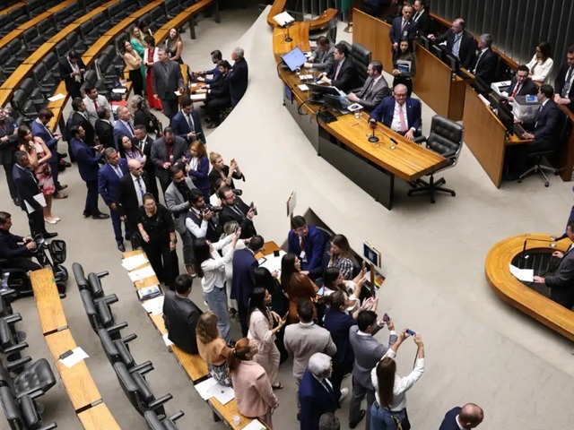 Nenhum deputado do RN está entre os 100 parlamentares mais influentes do Congresso