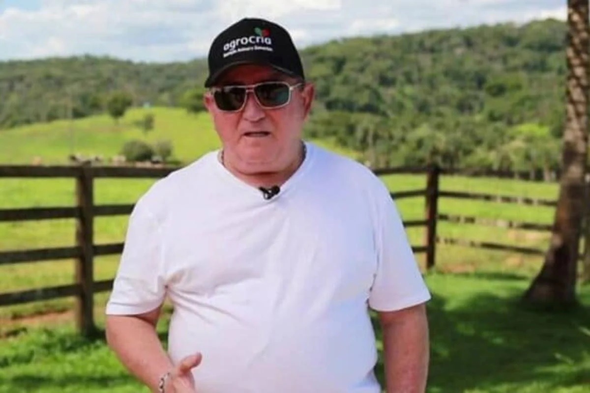 Cantor Amado Batista é condenado a indenizar pais de criança que morreu afogada em sua fazenda