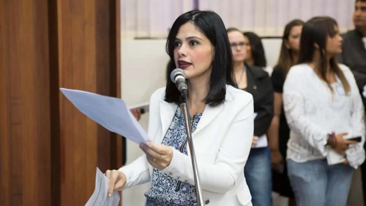 Ex-deputada passa mal e morre após refeição. Infecção por Salmonella é investigada
