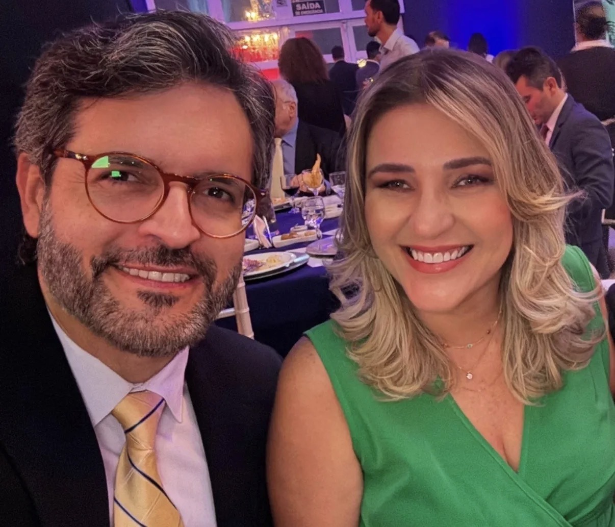 Morre a jornalista Helga Oliveira  