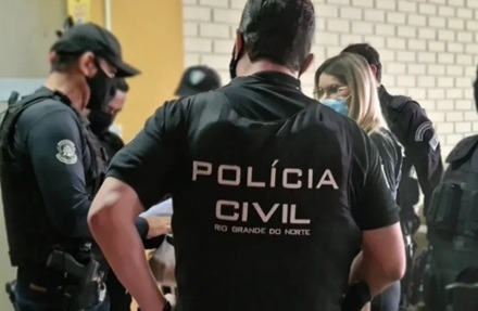 Justiça dá prazo final ao Governo do RN para nomear policiais; multa pode chegar a R$ 100 mil por dia