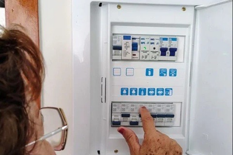 Mãe de três filhos com deficiência será indenizada após esperar quase 10 meses por ligação de energia elétrica no interior...
