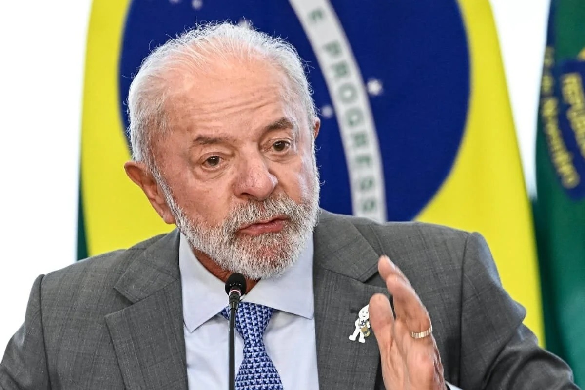 Lula diz que Trump tem "inveja" da China e afirma que EUA devem se preocupar com o Brasil