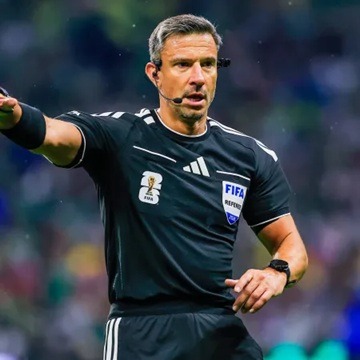 Árbitro da final da Copa entre Espanha e Argentina já foi detido em festa com drogas e prostitutas