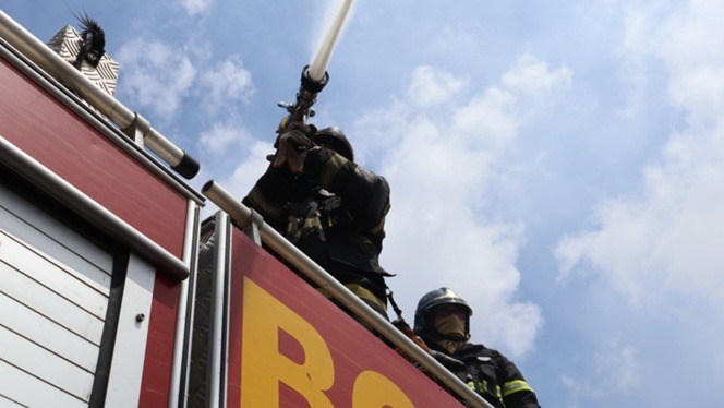 Mulher cadeirante fica gravemente ferida após incêndio atingir residência e oficina em Caicó
