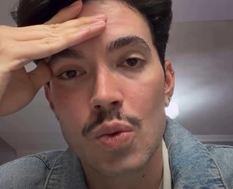 [VÍDEO] "Vão esperar ele me matar?": Maquiador Thalyson Salvino denuncia atentado na pópria casa e cobra providências