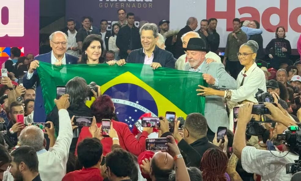 TRE-SP aplica multa de R$ 15 mil a Lula por propaganda eleitoral antecipada