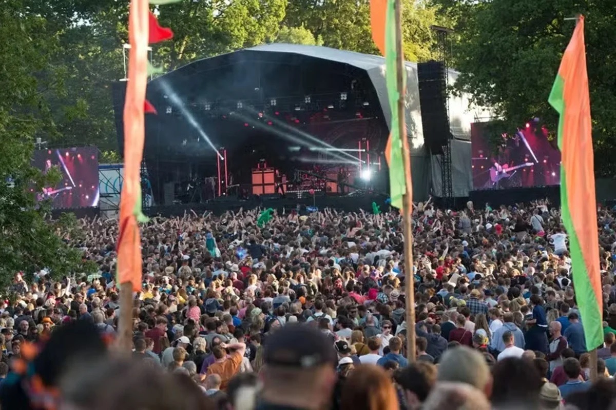 Adolescente de 17 anos morre após passar mal em festival 