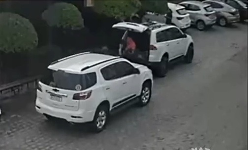 VÍDEO: Confusão entre jipeiros termina em agressão em Ponta Negra 