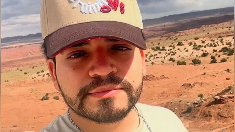 Influenciador é morto a tiros durante transmissão ao vivo