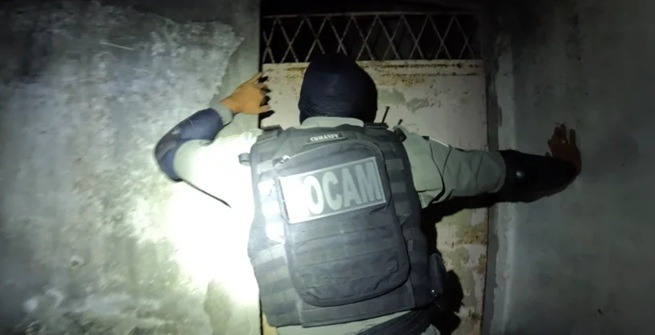 Dois suspeitos morrem após troca de tiros com policiais da Rocam na Grande Natal