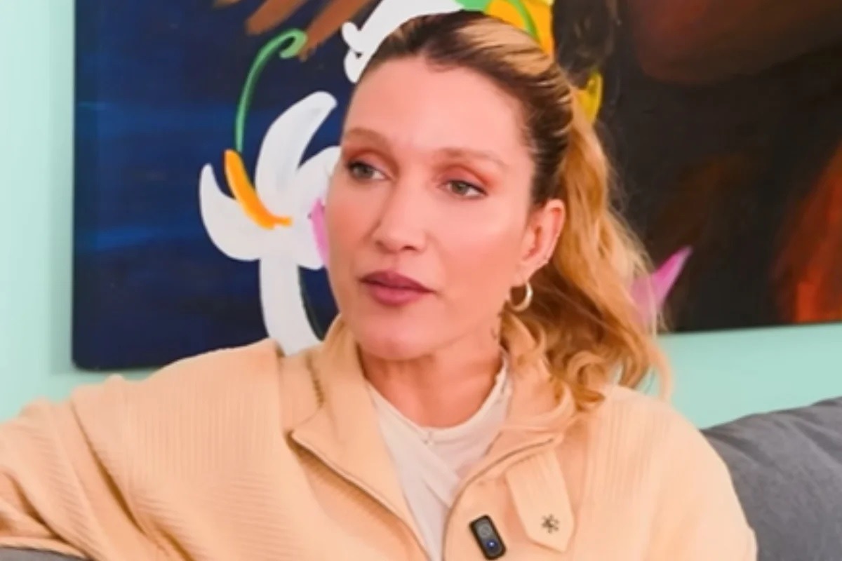 Gabriela Morais, ex-Pugliesi, diz que ETs vivem disfarçados na Terra