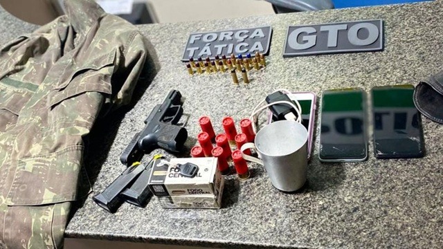 PM apreende pistola, mais de 80 munições e três celulares em casa desocupada no interior do RN